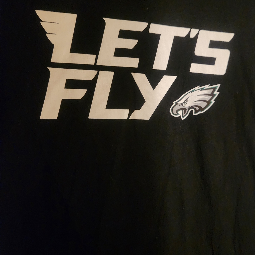 Black 'Let's‎ Fly' Graphic T-Shirt